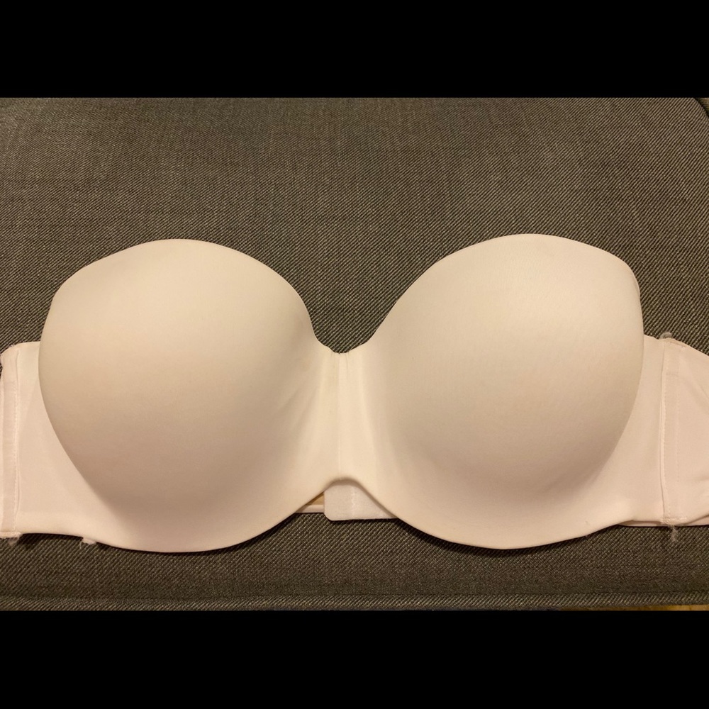 White strapless bra